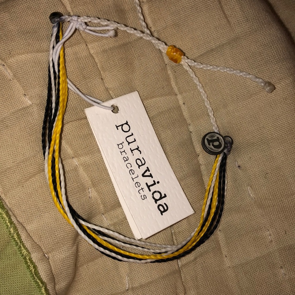 BRAND NEW!!! pura vida bracelet